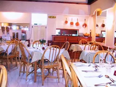 Alfonso Hotel San Julián