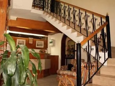 Alfonso Hotel San Julián