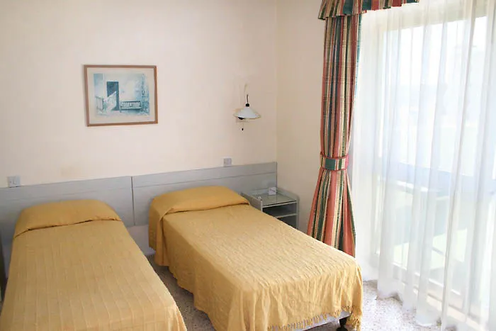 Alfonso Hotel San Julián 3*,  Malta
